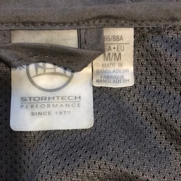 Stormtech Women's Classic Black Utility Jacket - Picture 9 of 14